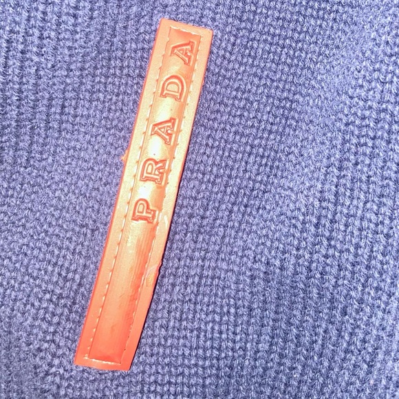 Prada Sweater Blue Medium - Picture 7 of 8